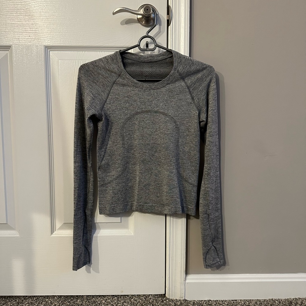 Lululemon Swiftly Tech Long Sleeve **Race Length